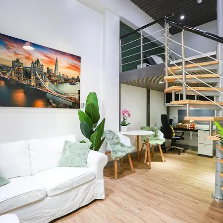 B104 Cosy Chic Loft Apartment Coventry Exterior photo