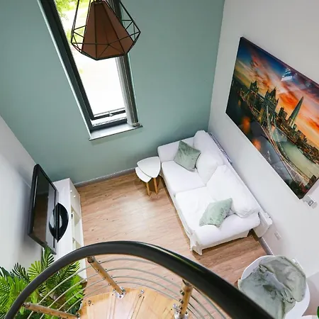 B104 Cosy Chic Loft Apartment Coventry Exterior photo