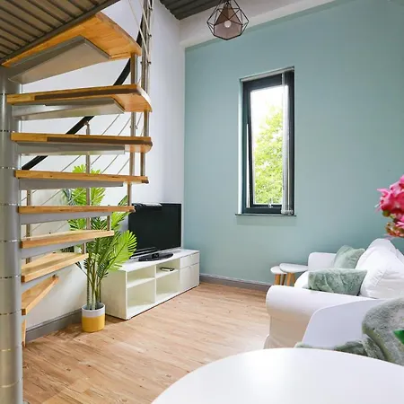 B104 Cosy Chic Loft Apartment Coventry Exterior photo